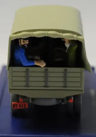 Le-camion-Chevrolet-6400-D-Alcazar-Tintin-et-les-Picaros-1-43-arrière