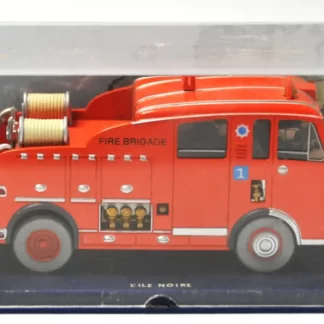 Le-camion-Dennis-F101-des-pompiers-Tintin-et-l-'île-Noire-1-43-plexi