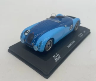 Bugatti-57G-Winner-24H-du-Mans-1937-1-43-a