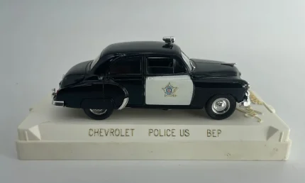 Chevrolet-1950-Police-US-County-Sheriff-Road-54-1-43