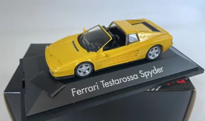 Ferrari-Testarossa-Spyder-Herpa-1-43-a