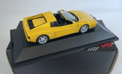 Ferrari-Testarossa-Spyder-Herpa-1-43-b