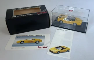 Ferrari-Testarossa-Spyder-Herpa-1-43-c