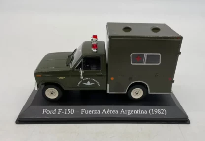 Ford F-150 1/43 Ambulance Armée de l’air Argentine 1982