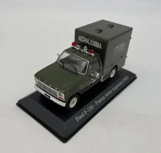 Ford-F-150-1982-Ambulance-armée-de-l-air-Argentine-av