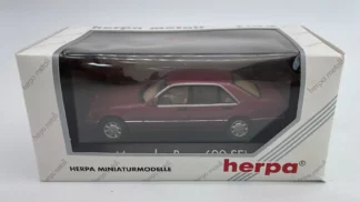 Mercedes-Benz-600-SEL-Bordeaux-Herpa-1-43