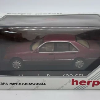 Mercedes-Benz-600-SEL-Bordeaux-Herpa-1-43