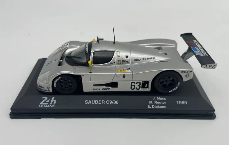 Mercedes-Sauber-C9-88-#63-24-Heures-du-Mans-1989-1-43