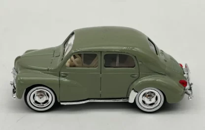 Renault 4CV verte 1954 Solido 1/43