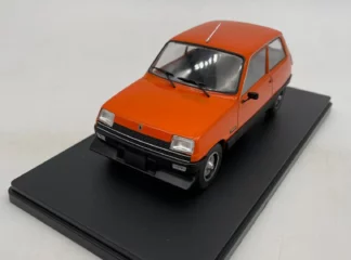 Renault-5-Mirage-1-24-av