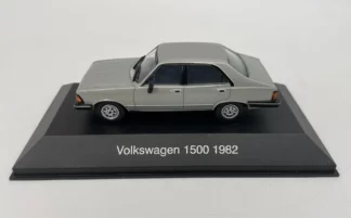 Volkswagen 1500 1/43 miniature 1982