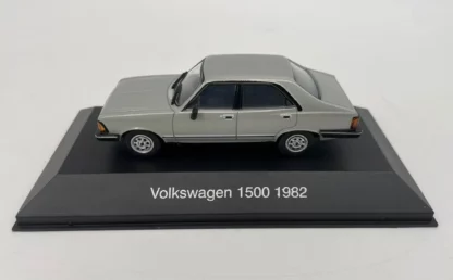 Volkswagen 1500 1/43 miniature 1982