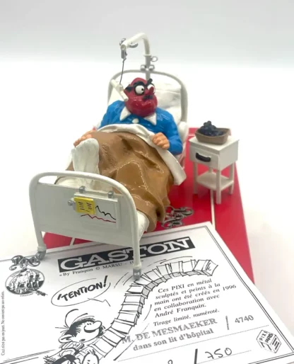 Figurine métal Pixi Mr De Mesmaeker lit hôpital collector