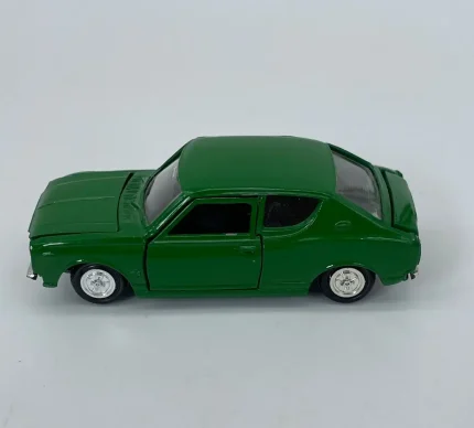 Nissan Cherry X1 verte miniature 1/43 Yonezawa Toys