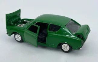 nissan-cherry-x1-verte-yonezawa-toys-1-43-ouvrant
