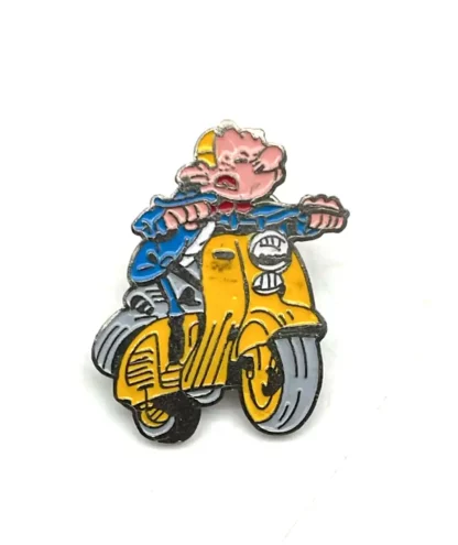 Pin’s Spirou et Fantasio Fantasio en scooter