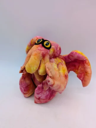 Peluche Cthulhu faite main 20 cm Mat fuchsia
