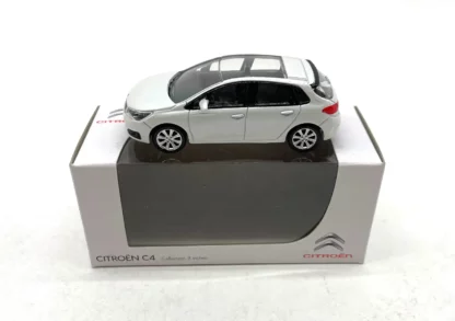 Citroën C4 2015 White Norev
