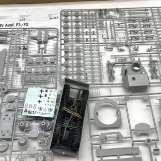 maquette-panzer-iv-f1-f2-italeri-1-35-zoom