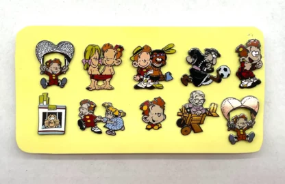 Série complète 10 pin's Le Petit Spirou